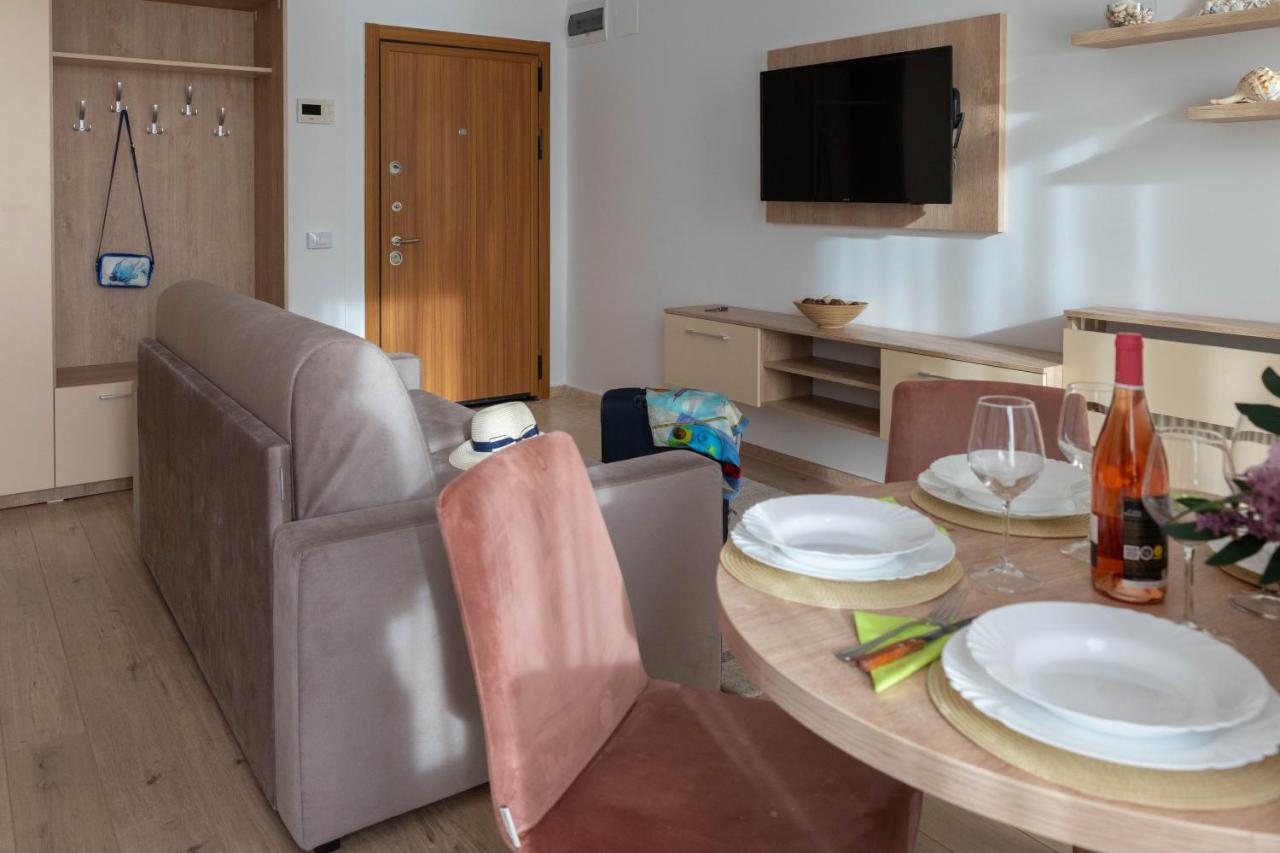 Apartament Le Bonheur Mamaia Ngoại thất bức ảnh