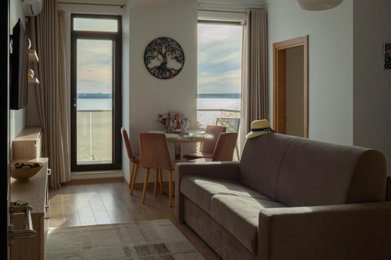 Apartament Le Bonheur Mamaia Ngoại thất bức ảnh